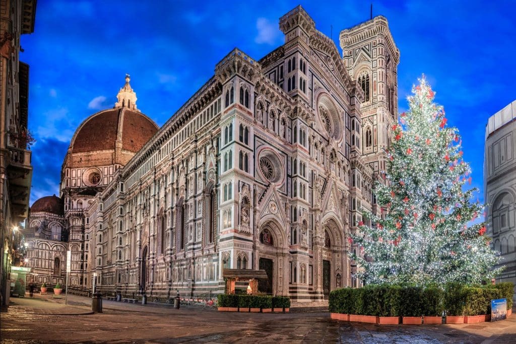 Florence Christmas tree - Christmas Markets in Italy